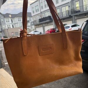 Elegant Parker Clay Tan Leather Tote